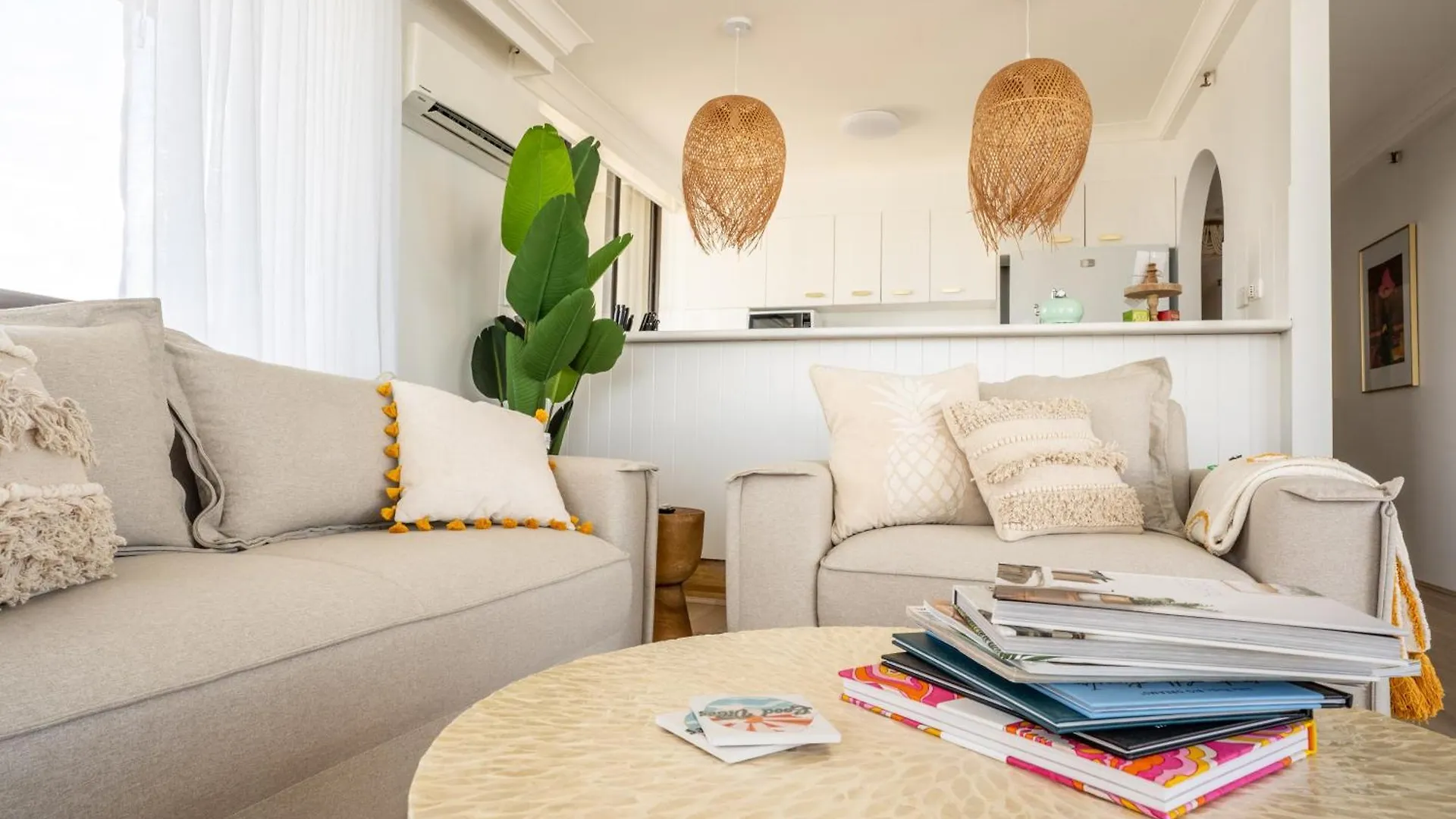 My Surfers Seaview Apartment Gold Coast Australia